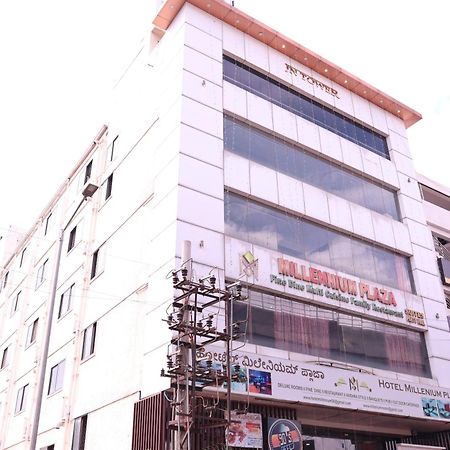 Millennium Plaza Hotel Kammasandra Luaran gambar