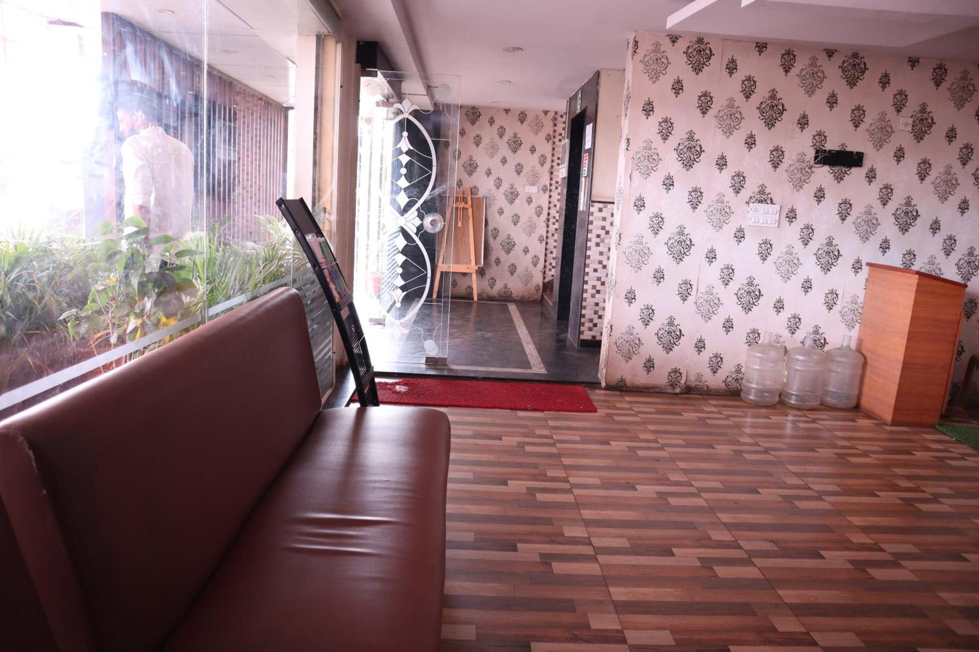 Millennium Plaza Hotel Kammasandra Luaran gambar